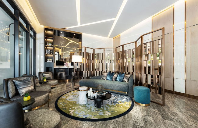 Orchard Grand Court - Photo 1