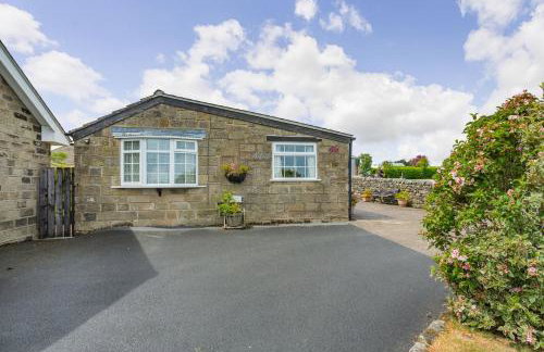 Fir Tree Stables - Photo 2