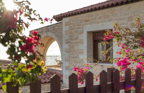 Hectoras Villa in Plaka BY APOKORONAS-VILLAS - Photo 4