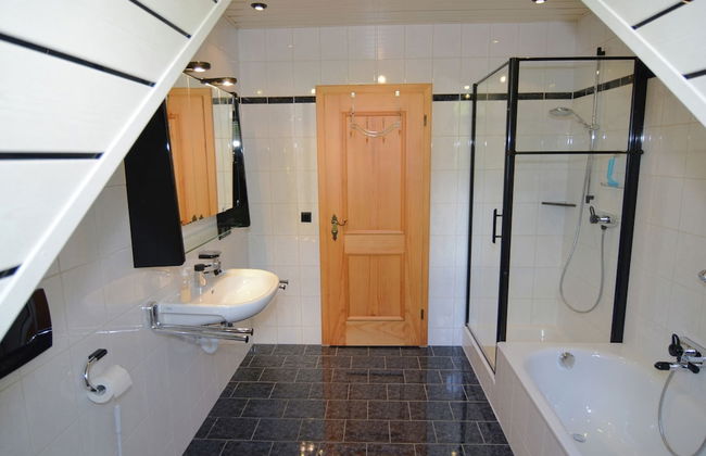 Homely Apartment in Riedenburg Prunn Near Forest With BBQ - Photo 25