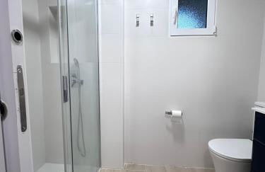 EcoCasa 12PAX perfecta grupos, reforma lujo, junto parada Burjassot metrovalencia, cerca centro Valencia y playa, lavadora, secadora equipamiento total - Foto 12