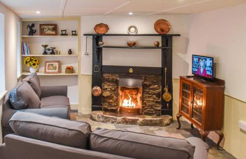 Riverside Cottage Brendon - Foto 1