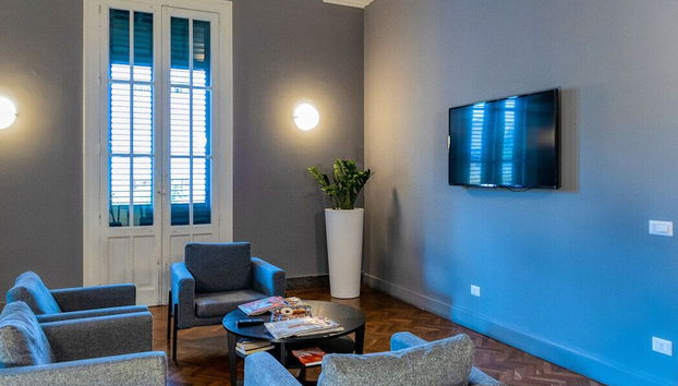 Coin salon dans le hall