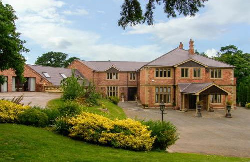 Richmond Hall - Foto 1