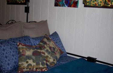 Cozy Wood Shed Tiny House Near Old Hickory Lake w/ Full Kitchen, Fire Pit & Breakfast - Foto 34