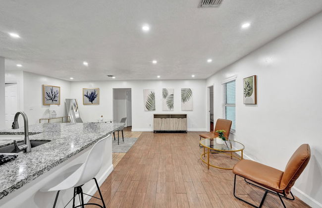 Villa Royale 4 BR Home w Pool & Hot Tub - Foto 22