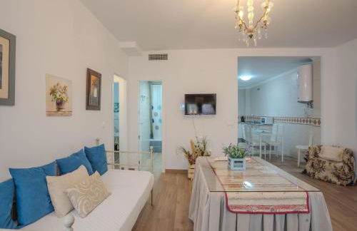 Apartment in Peñaflor with Charming Patio - Foto 12