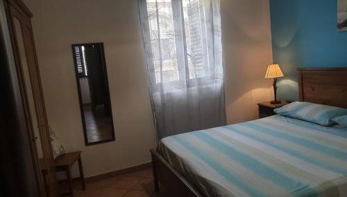 Elegante e Solare in pieno centro e da tutto - Foto 5