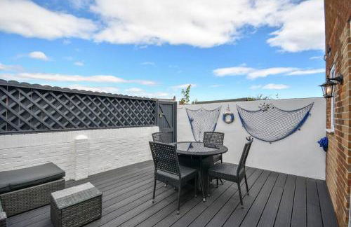 Gertie's Getaway - 3 Bedroom cottage sleep 6-8 - Photo 27