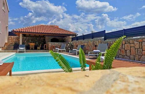 Villa Silence with pool Near Krka National Park - Foto 10