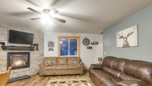 Family Cabin with Fire Pit - 25 Miles to Yellowstone - Foto 4