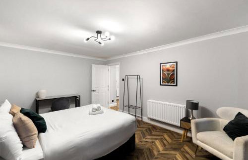 Bright & Comfortable 2-Bedroom Retreat - Foto 28