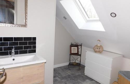 Le Verger Des Pierres Blanches,11 chambres,11 wc, 8 sdbs,pool chauffée 11 m 35p - Foto 53