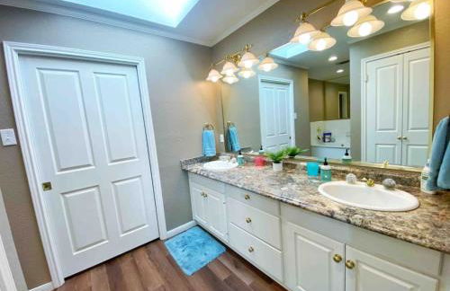 Shaded Oaks Suite Luxury Stay by the Golf Course - Foto 9