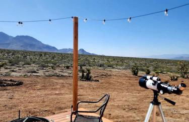 Stunning Tiny House with Picnic Space, Barbecue and Fire Pit in Meadview, Arizona - Foto 42