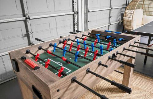 Game Room Resort Pool HotTub Modern Desert Oasis - Foto 49