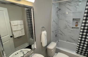 Downtown Baton Rouge 7BR Haven - Foto 26