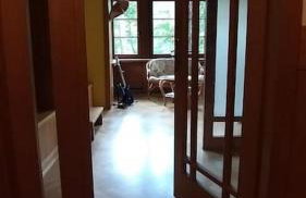 Leśny kasztel pod sosnami. Pokój w koronach drzew. - Foto 9