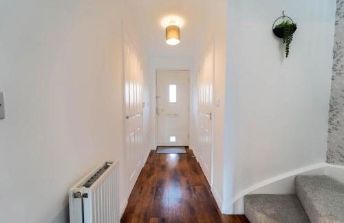 Modern Luxury 2 Bed Didcot Home with Free Parking - Foto 5