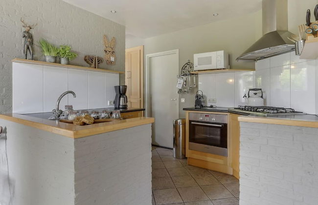 Luxury Villa in De Pier With Sauna - Photo 5