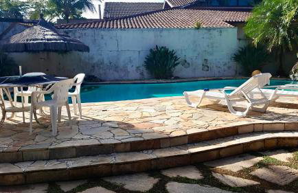 Casa Enorme para 12 pessoas, 4 suites e um fundo com 18mil metros de mata e um pier no rio que sai para o mar-Internet 100MB - Photo 29