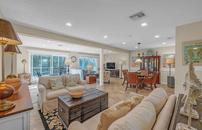 Comfy Home W/ Heated Pool Near Siesta Key Beach 2 Bedroom Home - Foto 18