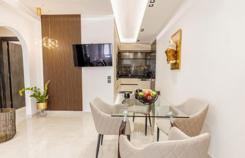 Vivian's Luxury Suite - Photo 8