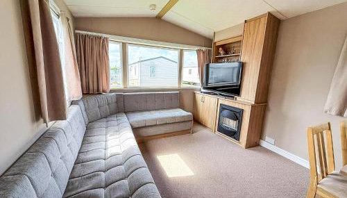 Homely 8 Berth Caravan At California Cliffs Near To Scratby Beach Ref 50067G - Photo 4