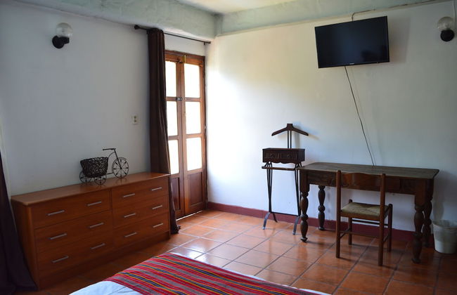 Eco Suites Uxlabil Guatemala City - Photo 11