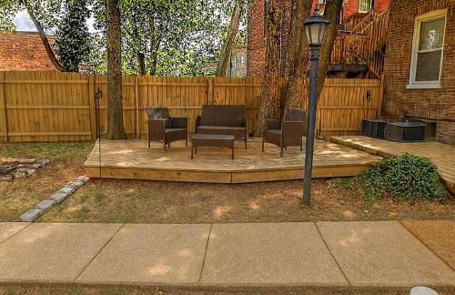 Soulard 2BR Balcony Free Parking Walk to Dining - Foto 27