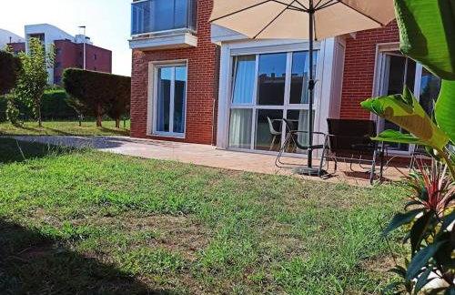 Bajo con jardín privado - Foto 5