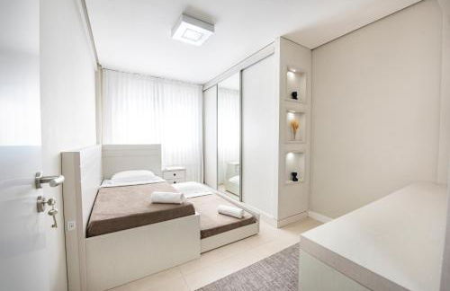 Cobertura com vista panorâmica da Praia da Vila - Foto 32