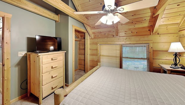 Big Bear 2 - Photo 2, Room