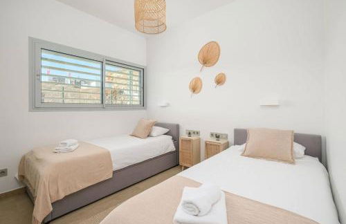 Med Two luxury apartment with sea view - Photo 12