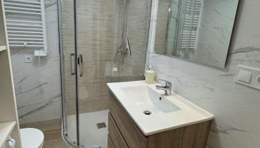Apartament La Mata - Photo 3, towels, Shower