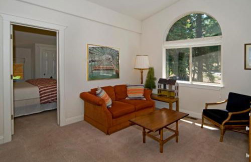 Big Springs by Tahoe Getaways - 6BR w Ski Shuttle, Fireplace & Entertainment Room - Foto 13