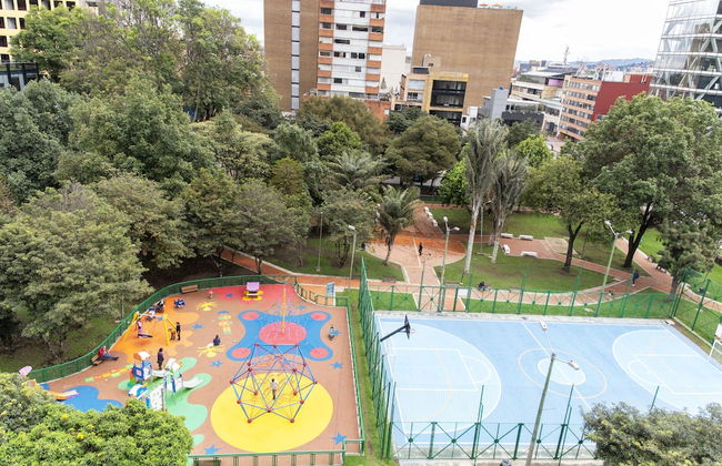 8010 Urban Living Luxury Home Experiences. - Foto 40