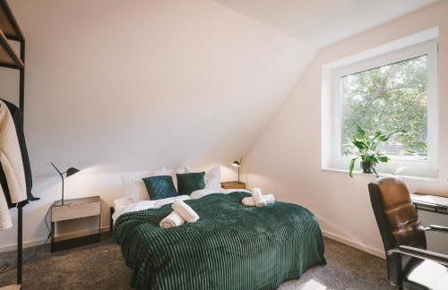 Modernes Neubau-Haus Lübeck - Garten, Terrasse, Parkplatz - Foto 10