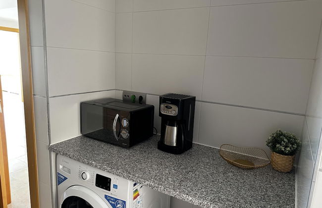 Apartment Sleeps 6 With Private Garden - Photo 26