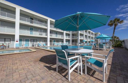 Coastal Waters 107 - A Studio Poolside Retreat - Foto 10