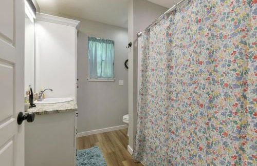 Lake House Retreat - Private Hot Tub - Foto 18