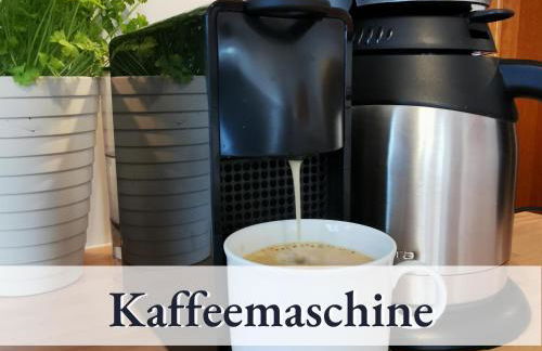 Ferienhaus Petra - Großzügige Ferienwohnungen in bester Bodenseelage l 1 Minute zum Bodensee l 7 Ferienwohnungen l Vollausgestattete Küchen l Gratis-WLAN l Gratis Parkplätze l Mitten auf der Mettnau - Photo 13