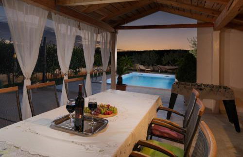 Villa Green Oasis with private pool, full privacy - Foto 14