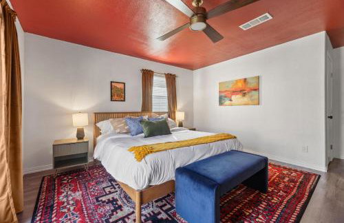 Texas Willow Ranch - Epic Luxury Retreat with Pool, Game room, Soccer, BBQ, Fire table - Foto 37