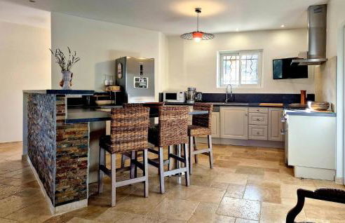 3 Bedroom Lovely Home In Goudargues - Foto 7