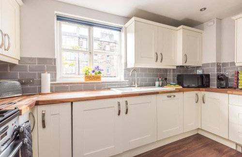 Cosy Roseburn Apartment, Edinburgh - 2 Bedrooms, FREE PARKING - Foto 18