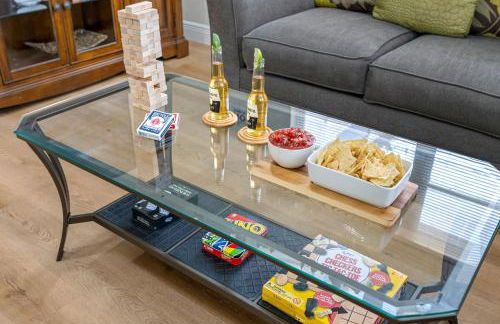 Stunning Tampa Stay Prime Location & Comfort! - Foto 8