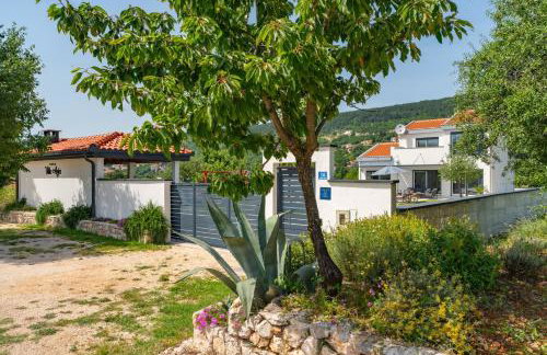 Villa Anja is a 4 bedroom villa with a 32 sqm heated pool near Imotski - Foto 45