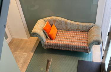 Modern self-contained Ground and Basement studios - Foto 2