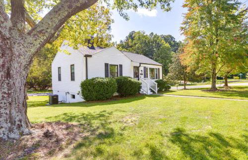 Charming Greensboro Home - 2 Mi to Downtown! - Foto 3